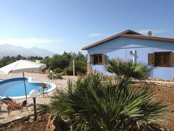 Scenic Holiday Home in Castellammare del Golfo near Beach