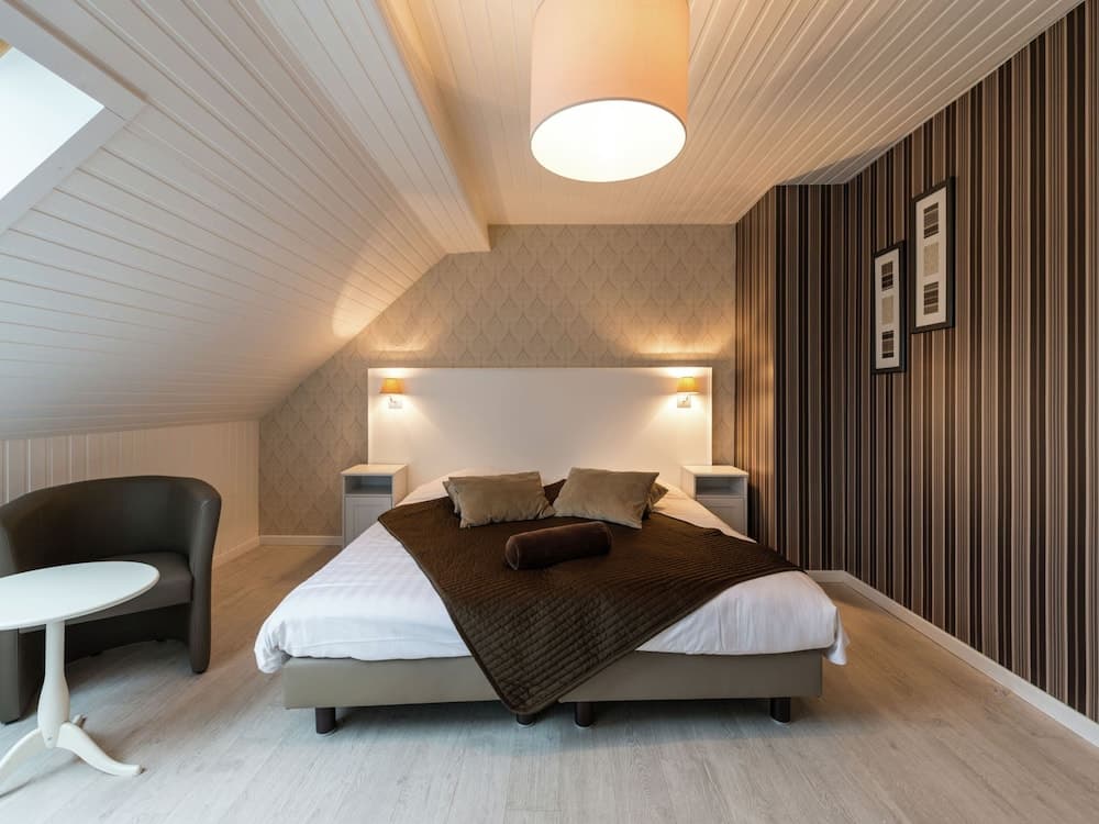 Swanky Holiday Home in Waimes With Indoor Swimming Pool