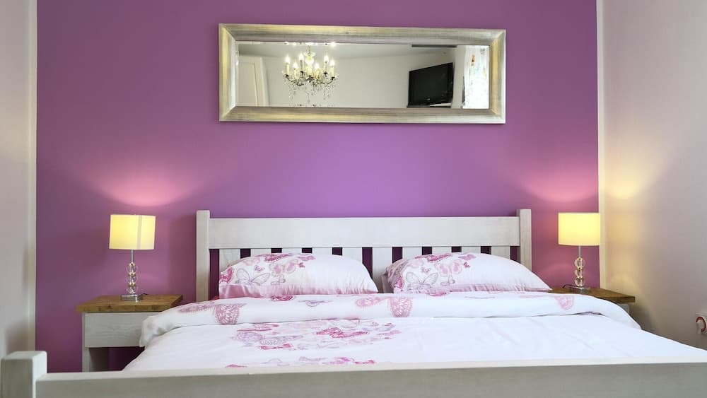 Spacious House Apartment With Terrace, Near the Beach