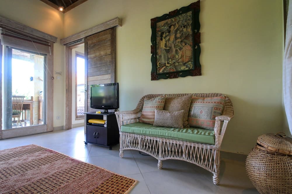 Hibiscus Guest Suitebest Breakfast in Bali