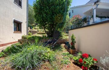 Beautiful Home in Njivice With Wifi and 2 Bedrooms