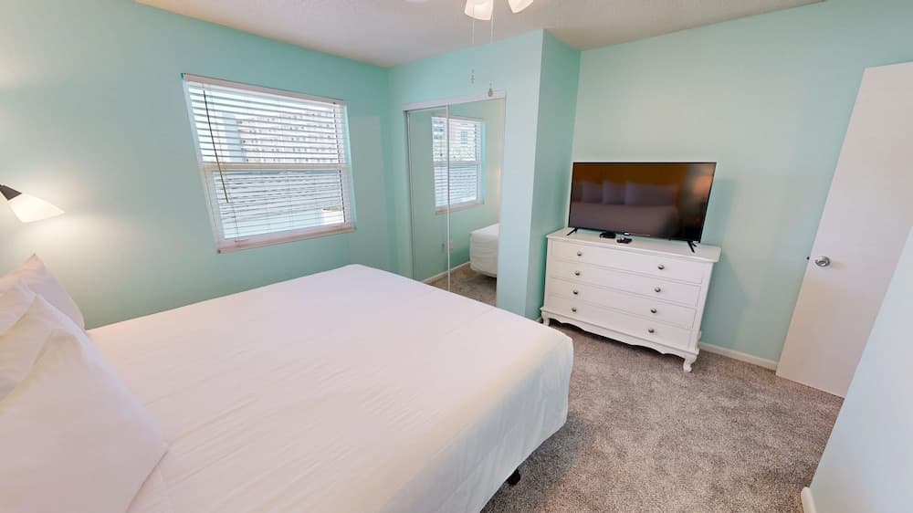 Venus 314 is a Gulf Side 2 BR on Okaloosa Island by RedAwning