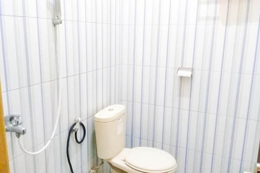 RedDoorz Syariah @ Raya Ponorogo