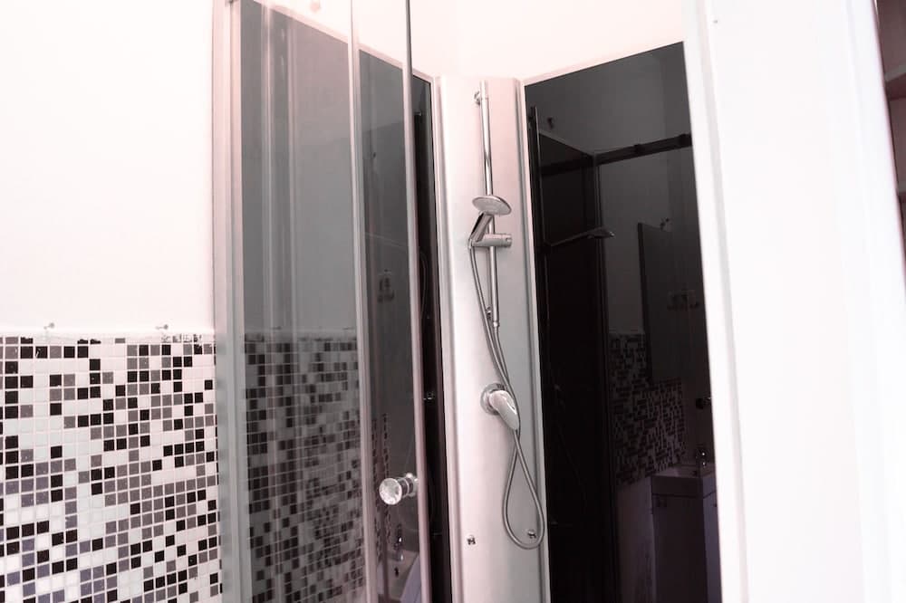 Modern Apartment in The Heart of Vienna 8