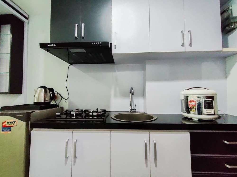 Compact and Cozy Tamansari Mahogany Studio Apartment