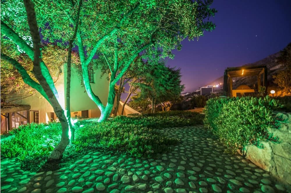 Peaceful And Very Relaxing Suite Near Crete Sea View, Shared Pool, air Condition