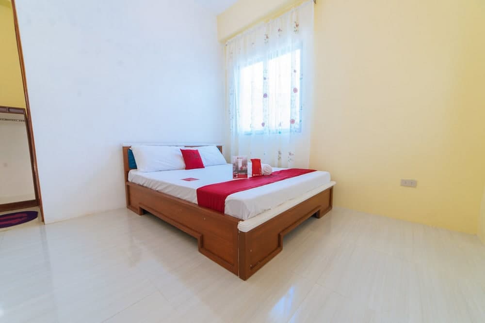 RedDoorz Premium @ Casa Ghilda Resort Olongapo City