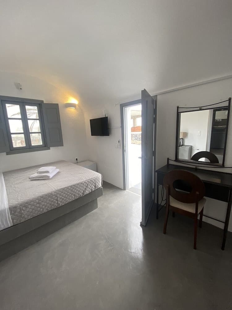 Aqua Serenity Luxury Suites - Adults Only