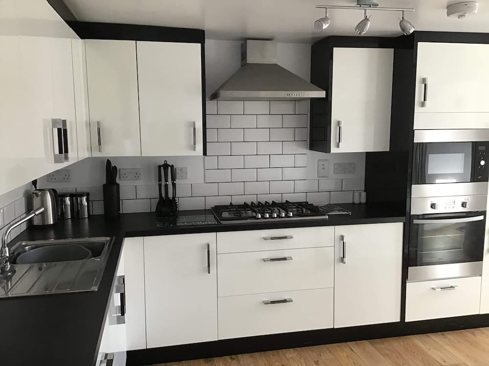 4-bed Cottage in Portknockie, Near Cullen, Moray