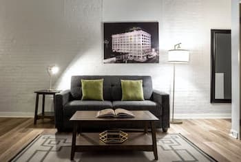 Contemporary 2BR 2BA Apartment In Downtown Indianapolis by CozySuites