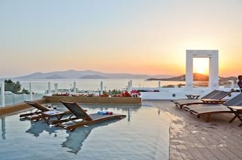 Naxos Island Hotel