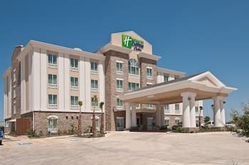 Holiday Inn Express Hotel & Suites Pearsall, an IHG Hotel