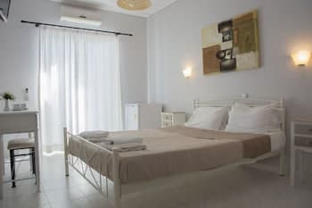 George House Apartments & Villa