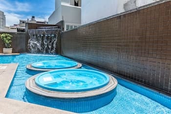 Mc Flats Country Residence Service