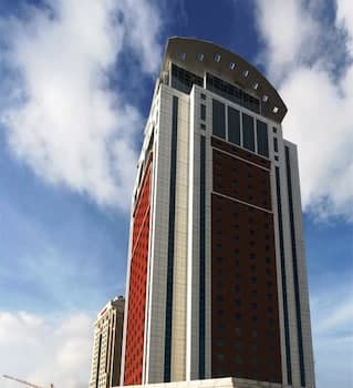 Flora Suites