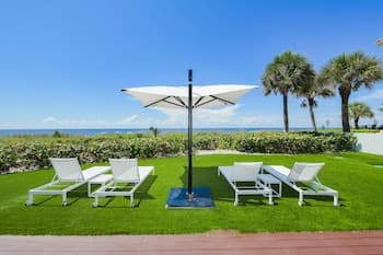 Casey Key Resorts - Beachfront