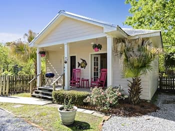 Carroll House Cottages