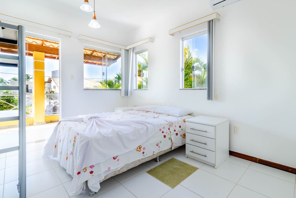 GB16 Casa 6 Suítes a 50m da Praia