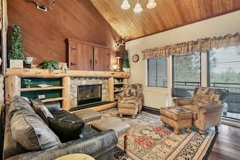 Seventh Mountain 1031 2 Bedroom Condo by Redawning