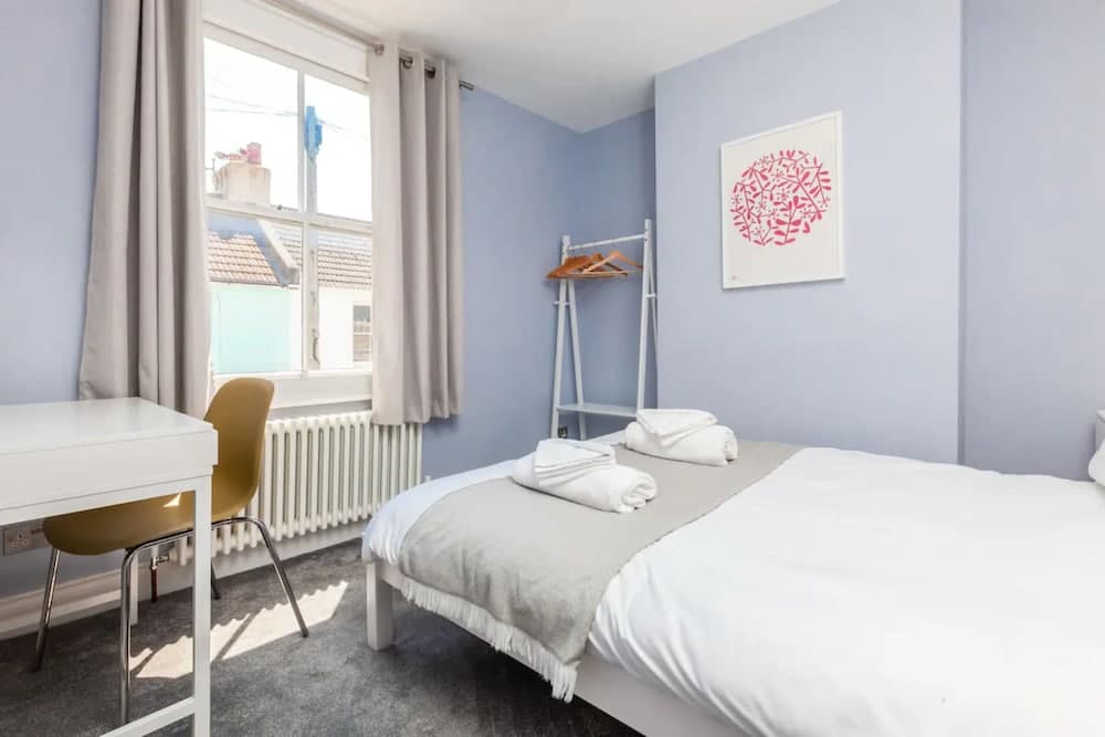 Modern and Stylish 2 Bedroom House in Brighton