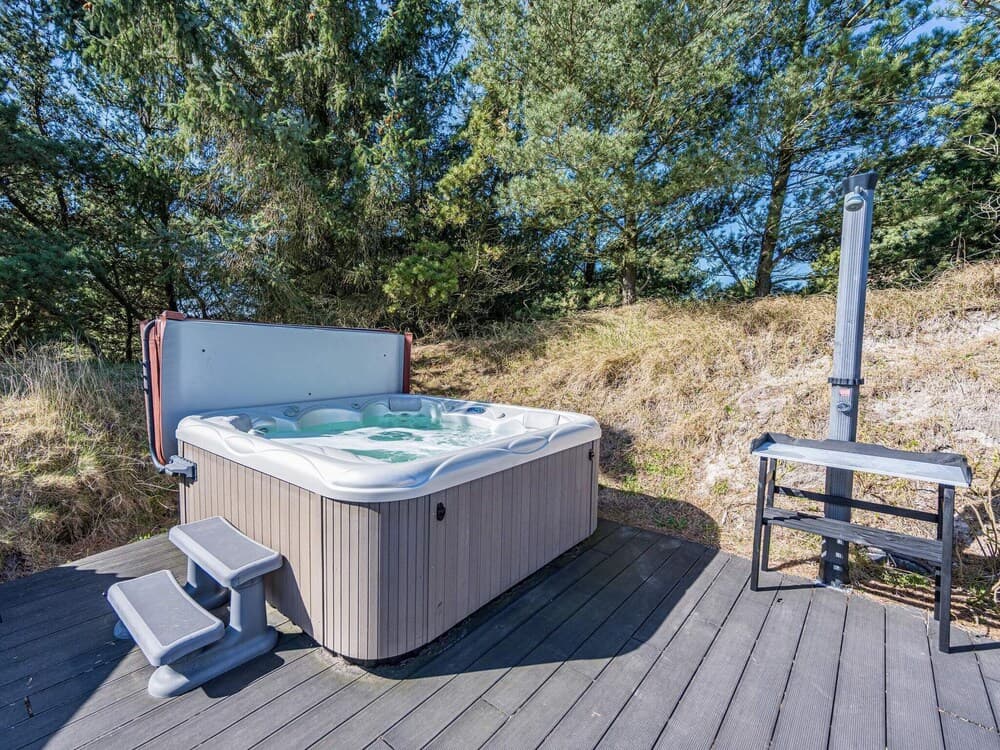 6 Person Holiday Home on a Holiday Park in Hvide Sande