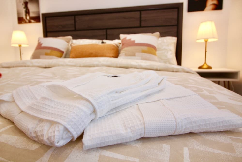 Los Angeles Villas 3BR 3BT Parking