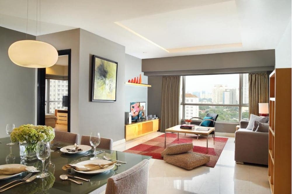 Three Bedroom Apartment, Somerset Berlian Jakarta
