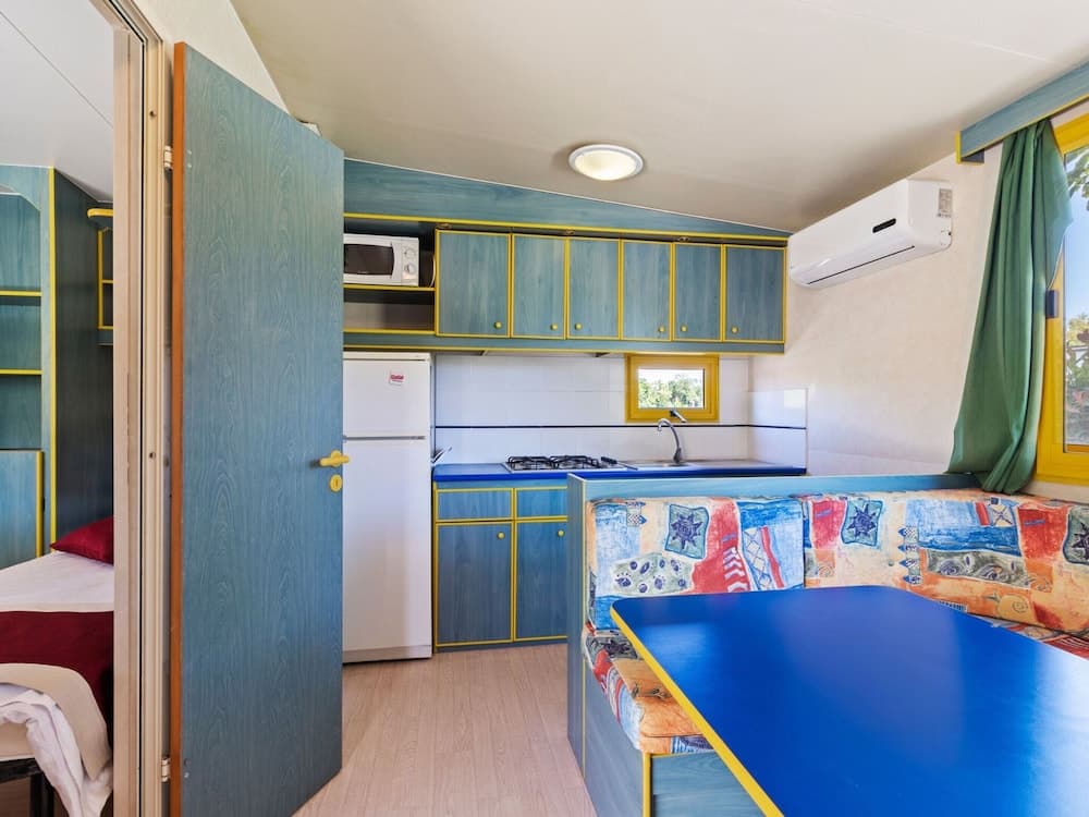 Mobile Home in Banjole Near Beach Centinera