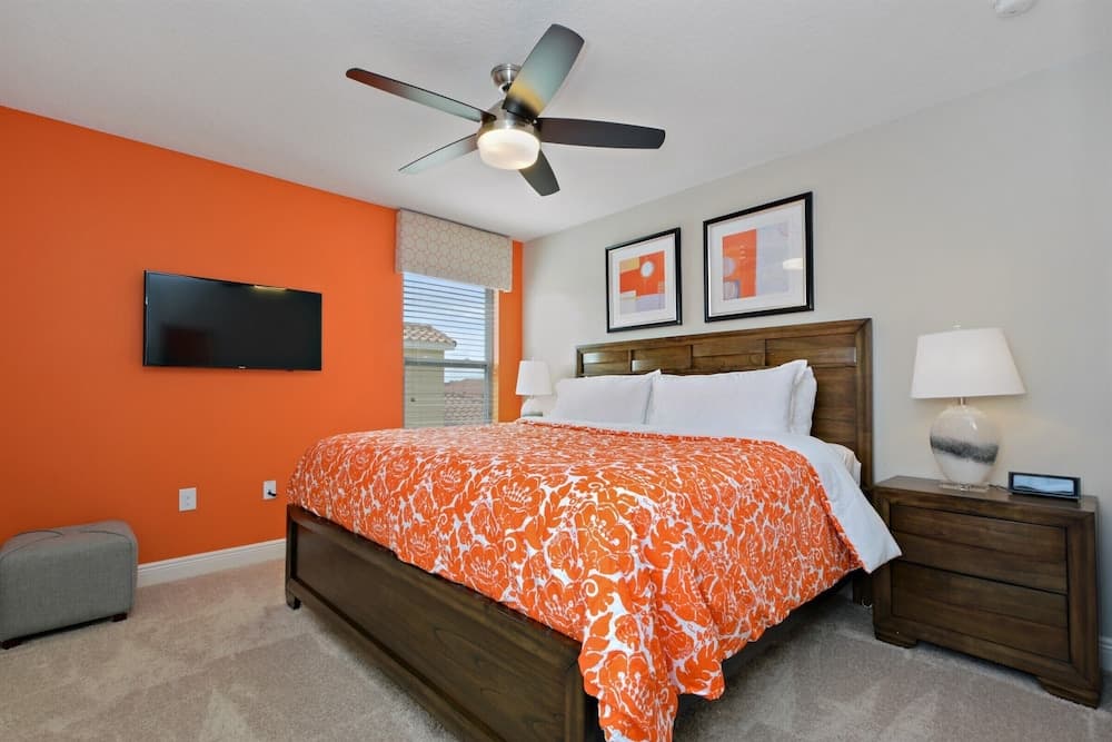 Gated Resort, Private Pool & Spa, Lots of Space!!