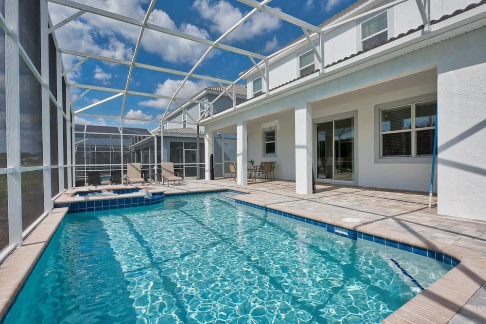 Fantastic Home With a Nice Private Pool Near Disney