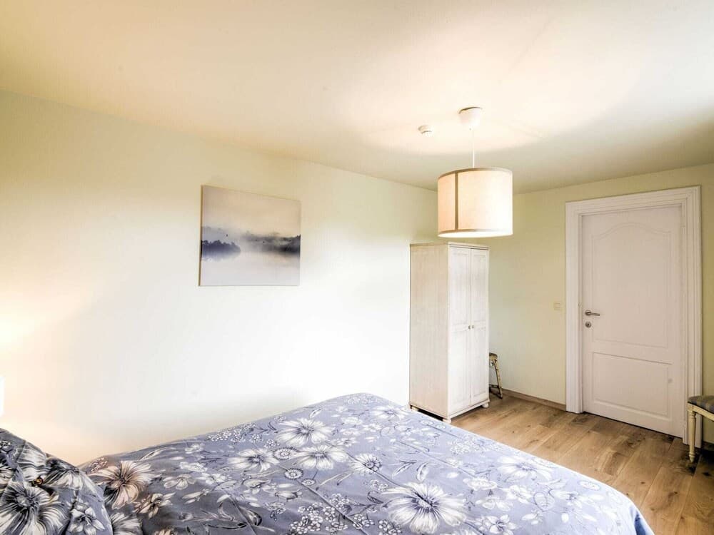 Halfway Between Liege and Namur, Holiday Home in Pailhe