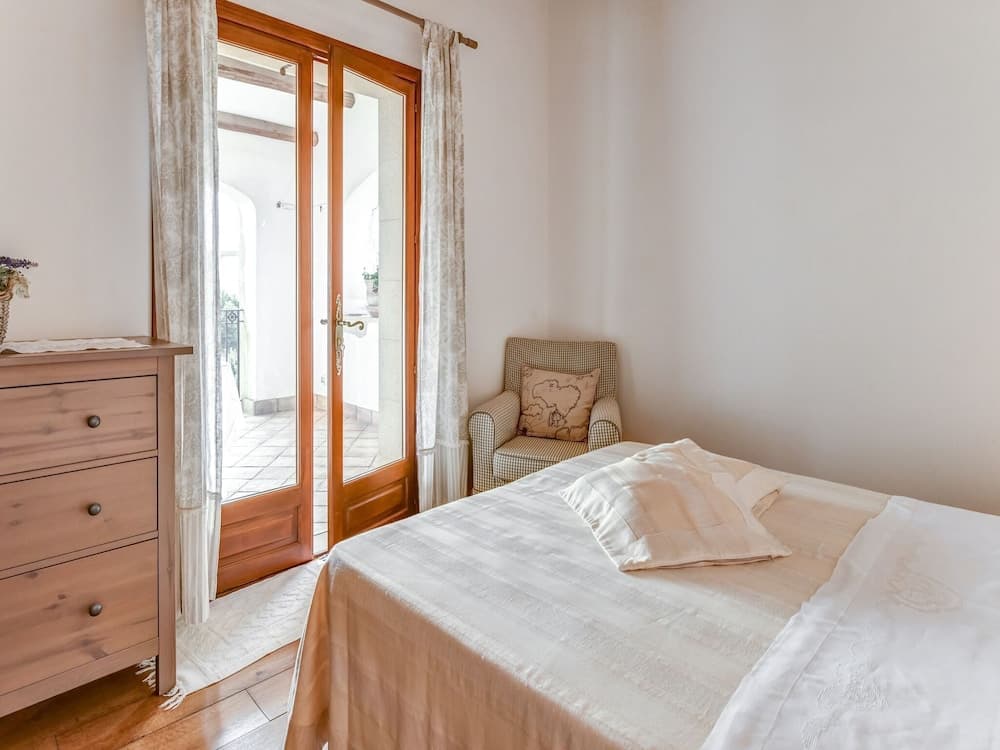 Sun-kissed Holiday Home in Salemi With Garden