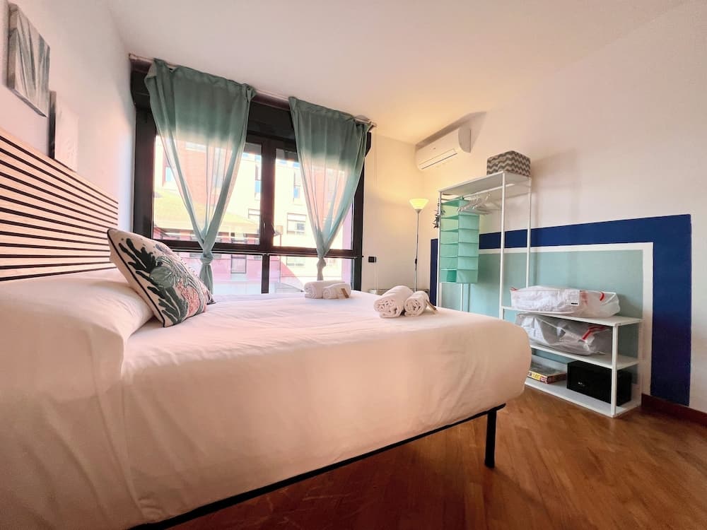 Dock of the Bay Genova