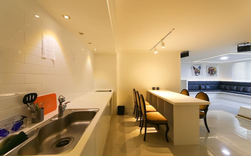 Busan Songjeong Hotel Gain