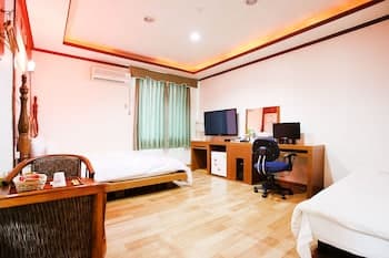 Chuncheon Hole in One