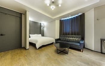 Jeongju Ochang Hotel Bom