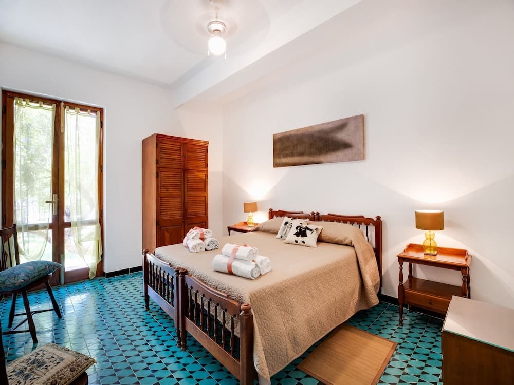 Beachfront Villa With Solarium