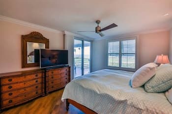 South Seas Lands End 1637