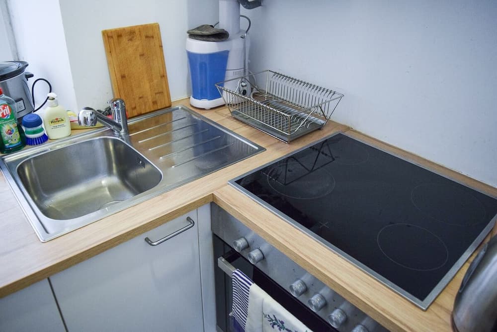 Modern apartment in Vienna near Danube