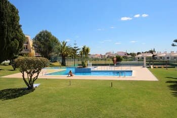 Appt With Large Terrace And Pool - Porches