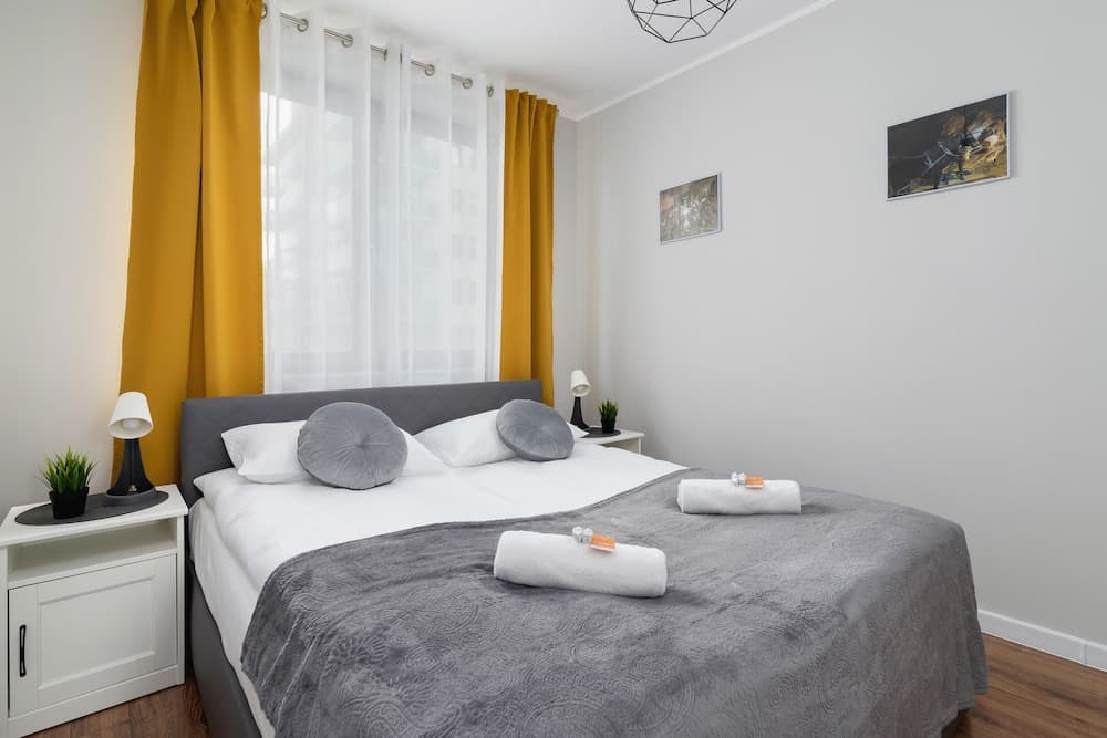 Apartment Cystersow Cracow by Renters