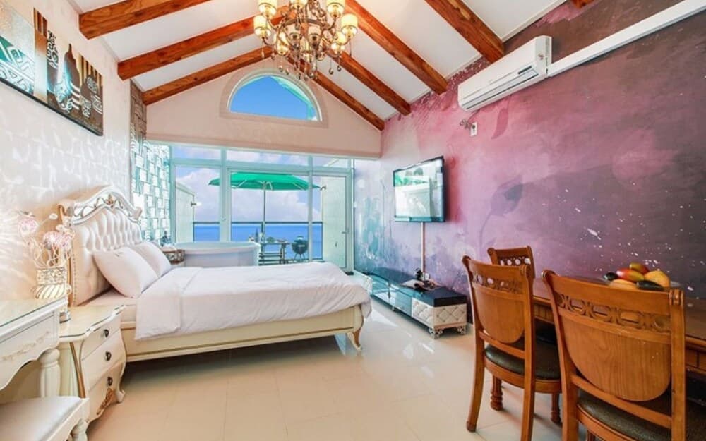 Yangyang Marepino Pension