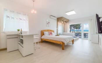 Yangyang Momore Pension