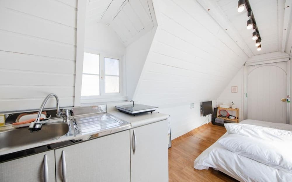 Gangneung Gyeongpo Paranbada Pension