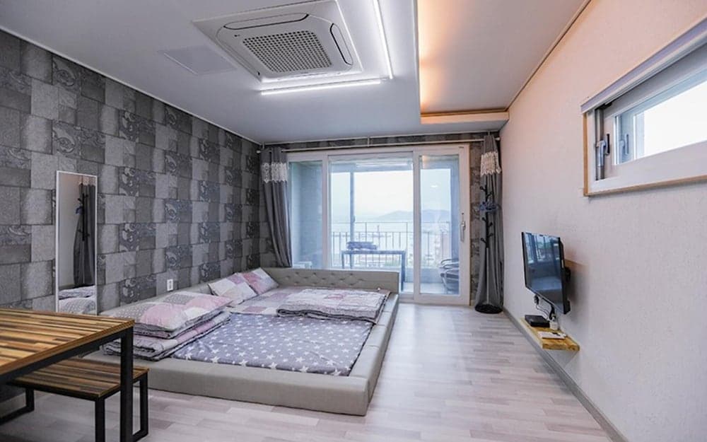 Pohang Sea and Bamboo Pension