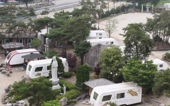 Gongju Jangseungpark Pension