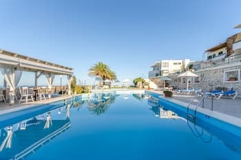 Pela Mare Hotel