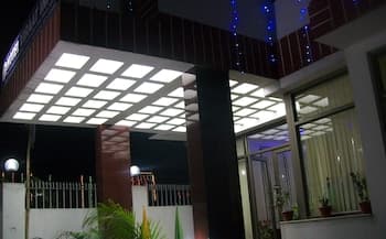 Hotel Viraat Inn