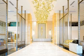 Gumaya Tower Hotel Semarang