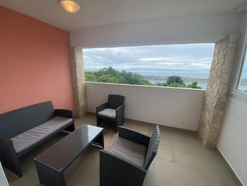 Studio Melissa With Terrace and sea View, in Omisalj